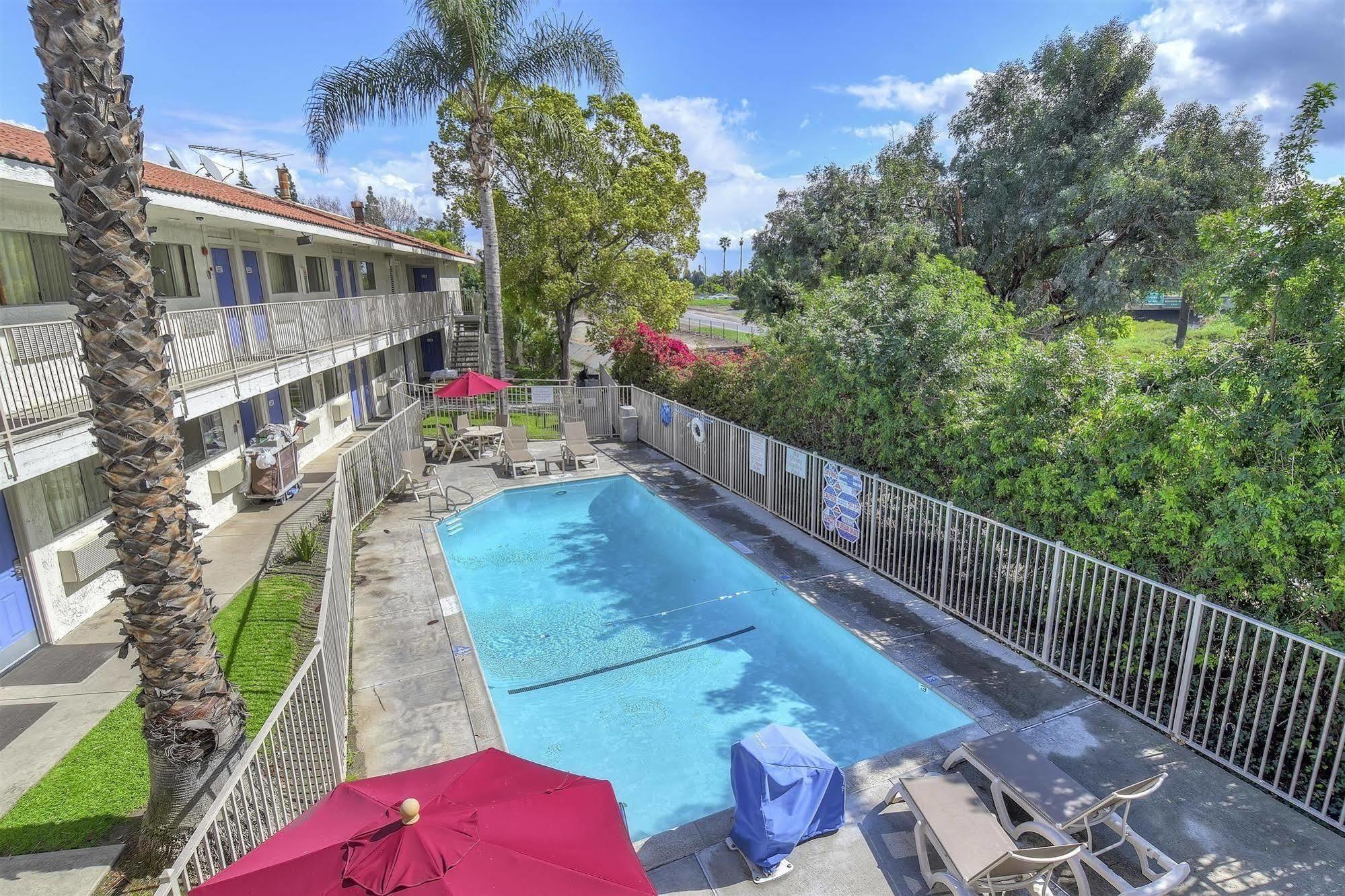 6-chino, Ca - Angeles Area Hotel Chino